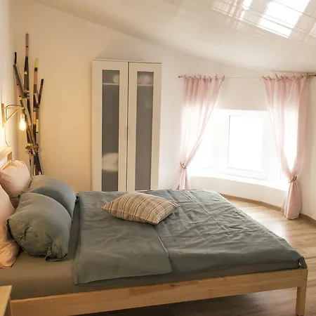 Balabanov White Apartmán *